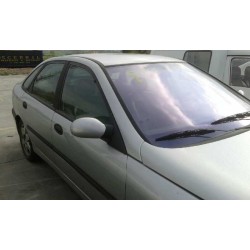 renault laguna (b56) del año 1950