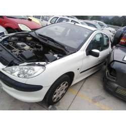 peugeot 206 berlina del año 2004