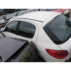 peugeot 206 berlina del año 2004