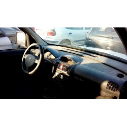 opel combo (corsa c) del año 2005