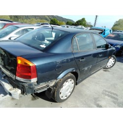 opel vectra c berlina del año 2002