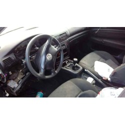 volkswagen passat berlina (3b2) del año 1997