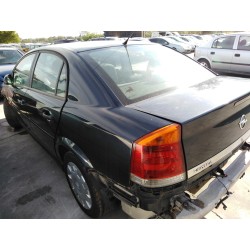 opel vectra c berlina del año 2002