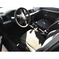 opel vectra c berlina del año 2002