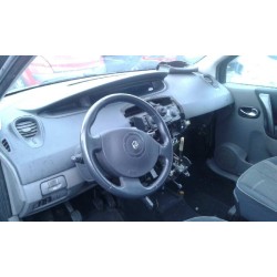 renault scenic ii del año 2004