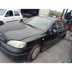 opel astra g berlina del año 2001