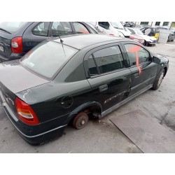 opel astra g berlina del año 2001