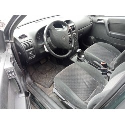 opel astra g berlina del año 2001