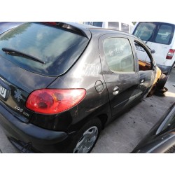 peugeot 206 berlina del año 2003