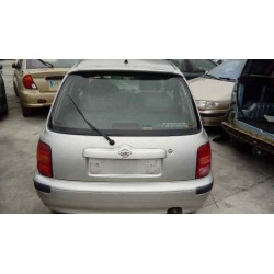 nissan micra (k11) del año 2000