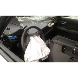 audi a2 (8z) del año 2002