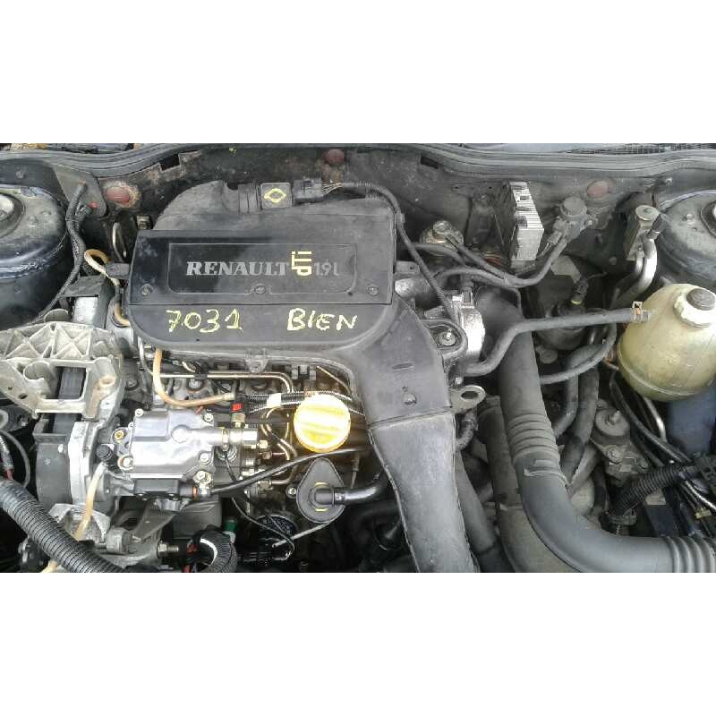 renault megane i fase 2 berlina (ba0) del año 2000