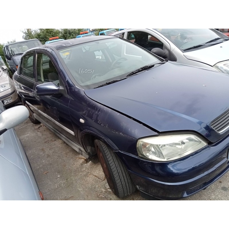 opel astra g berlina del año 2001