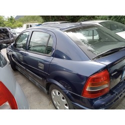 opel astra g berlina del año 2001