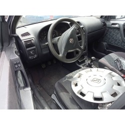 opel astra g berlina del año 2001