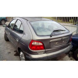 renault megane i fase 2 berlina (ba0) del año 2001