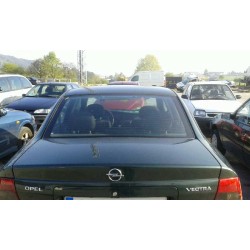 opel vectra b berlina del año 2001