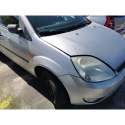 ford fiesta (cbk) del año 2004