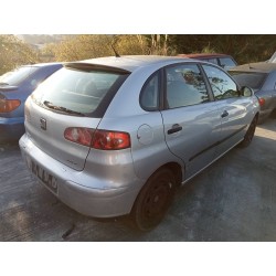 seat ibiza (6l1) del año 2002