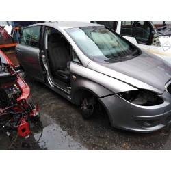 seat toledo (5p2) del año 2004