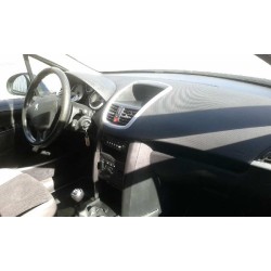 peugeot 207 del año 2009