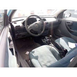 opel corsa c del año 2001