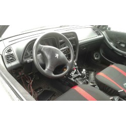 peugeot 306 berlina 3/4/5 puertas (s2) del año 2001