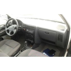 volkswagen polo berlina (6n1) del año 1998