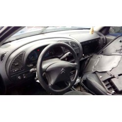 citroen xsara berlina del año 2001