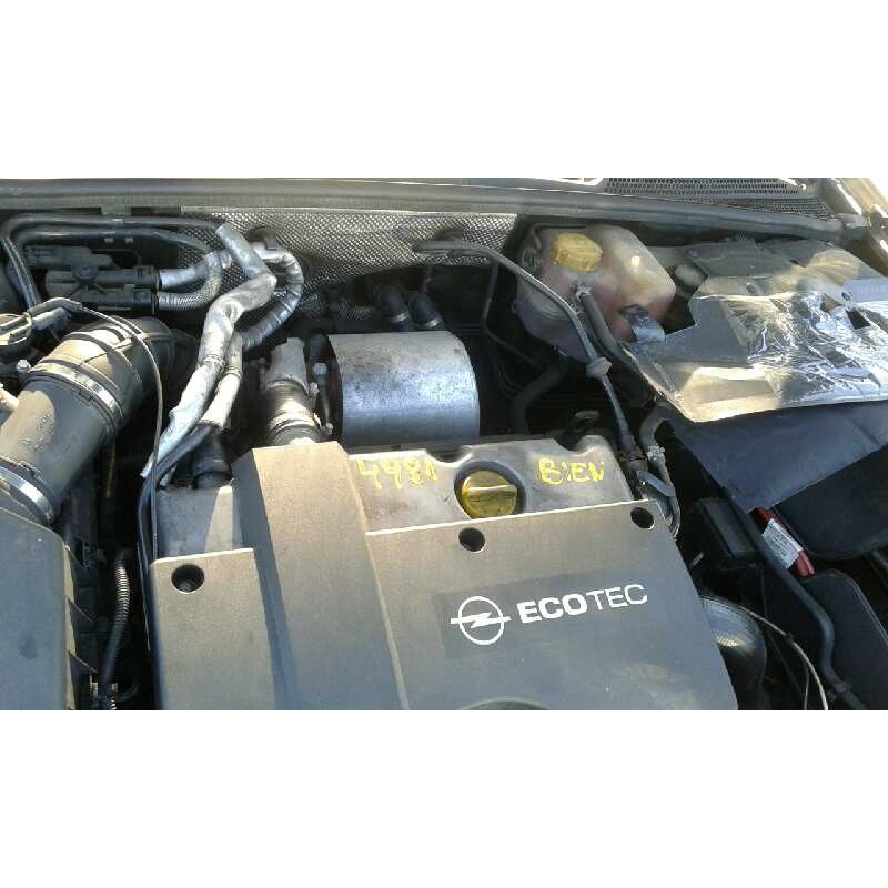 opel vectra c berlina del año 2002