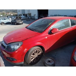 opel astra gtc del año 2010