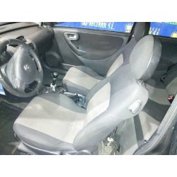 opel corsa c del año 2004