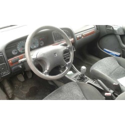 citroen xantia berlina del año 1999