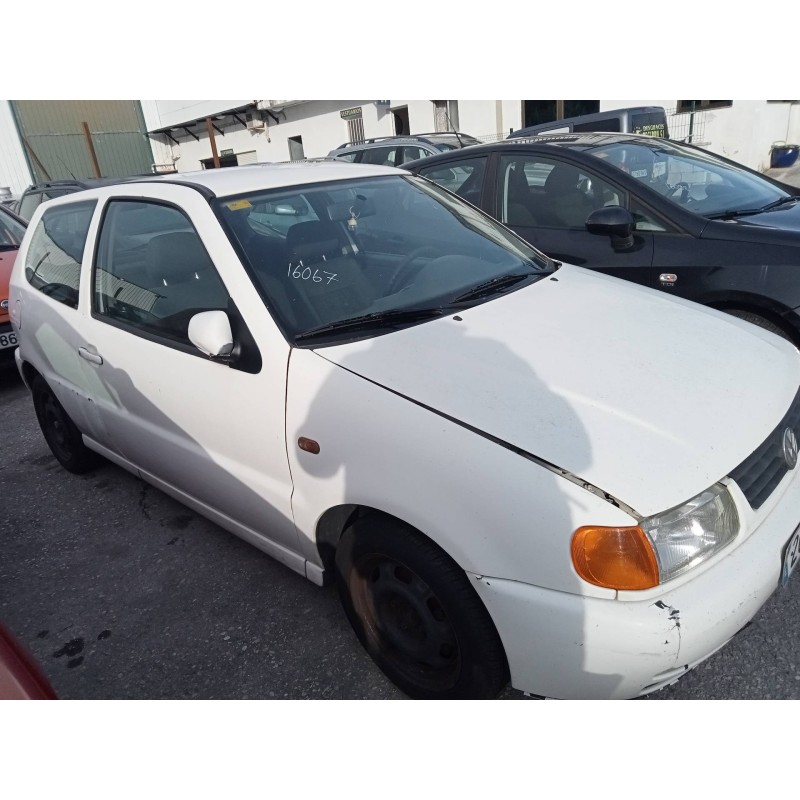 volkswagen polo berlina (6n1) del año 1998