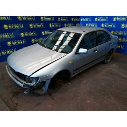 nissan almera (n15) del año 1999