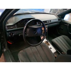 mercedes clase e (w124) berlina del año 2001
