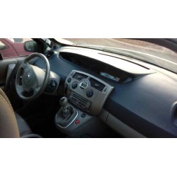 renault scenic ii del año 2004