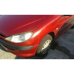 peugeot 206 berlina del año 2000