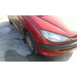 peugeot 206 berlina del año 2000