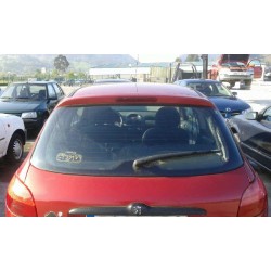 peugeot 206 berlina del año 2000