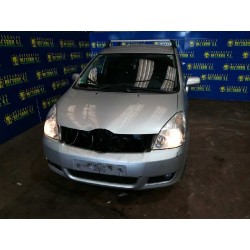 toyota corolla verso (r1) del año 2006