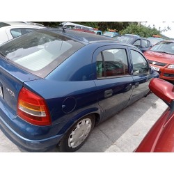opel astra g berlina del año 2002