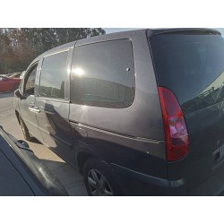 peugeot 807 del año 2006