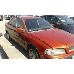 volvo s40 berlina del año 1998