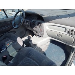 renault scenic (ja..) del año 2002