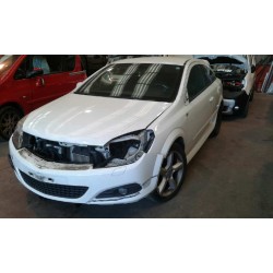 opel astra gtc del año 2007
