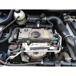peugeot 206 berlina del año 2001