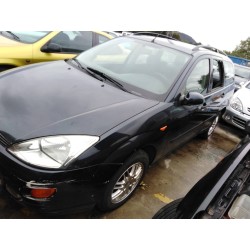 ford focus turnier (cak) del año 2001