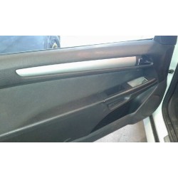 opel astra gtc del año 2007