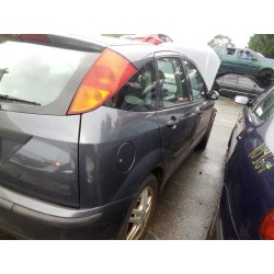 ford focus berlina (cak) del año 2003